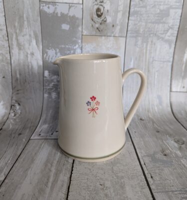 Large Jug Dotty Flowers - Cream