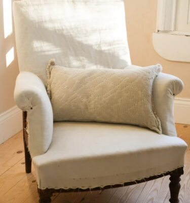 Chantilly Cushion - Antique White