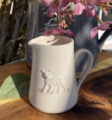Small Jug Lamb - Cream